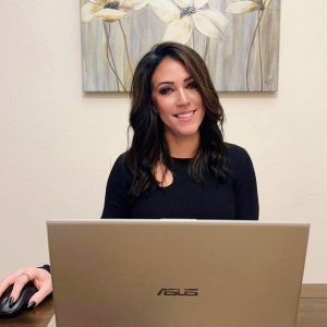 Picture of Leslie Bennett Social